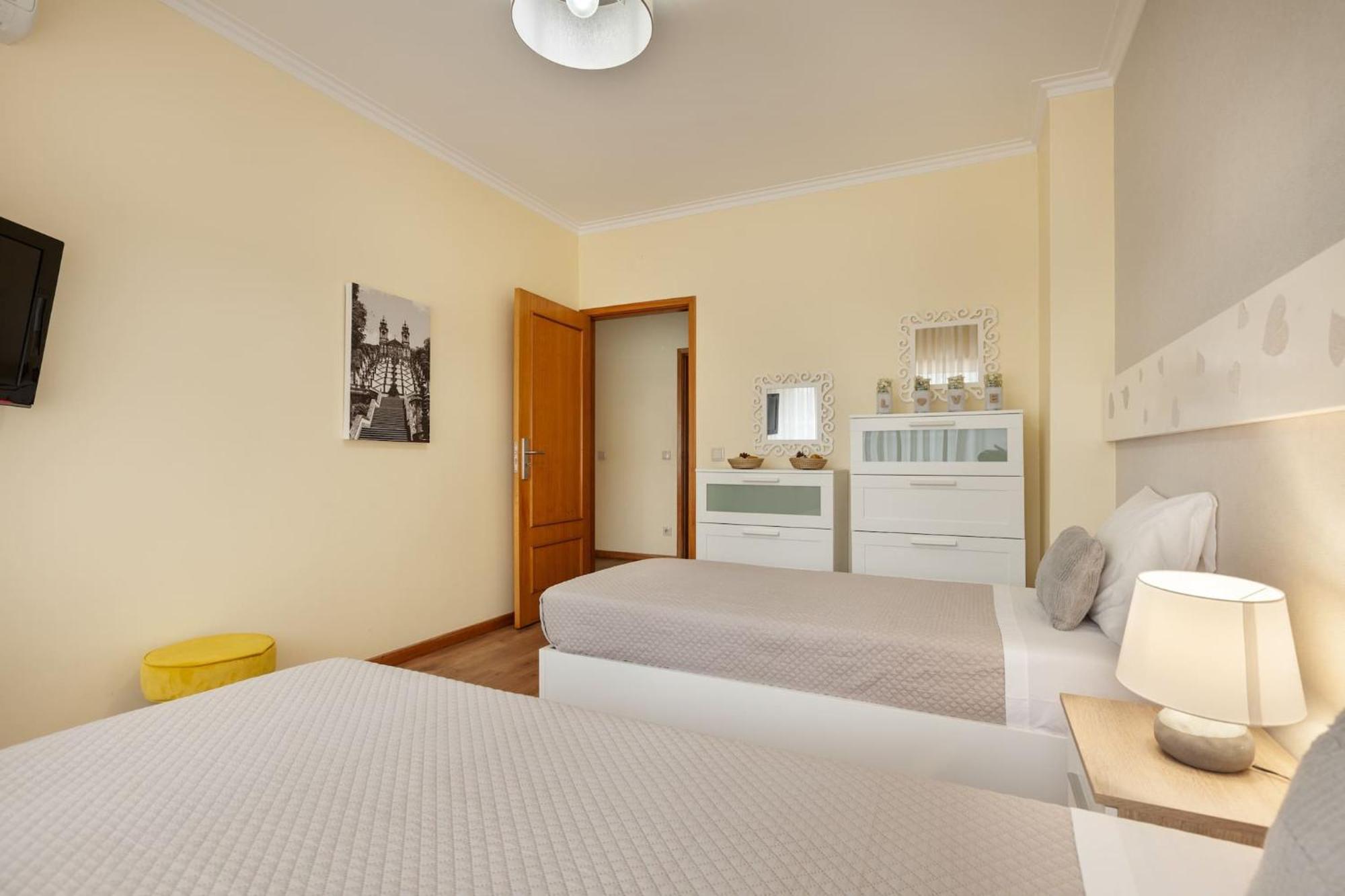 Apartamento Girassol - Minho'S Guest Braga Buitenkant foto